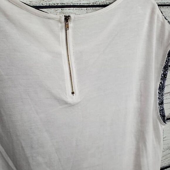 Collective Concepts Medium Blouse - Picture 6 of 8